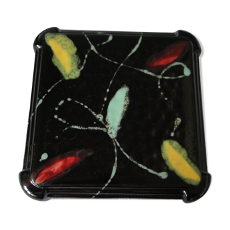 Antique underside in black ceramic enamelled modern and colorful décor