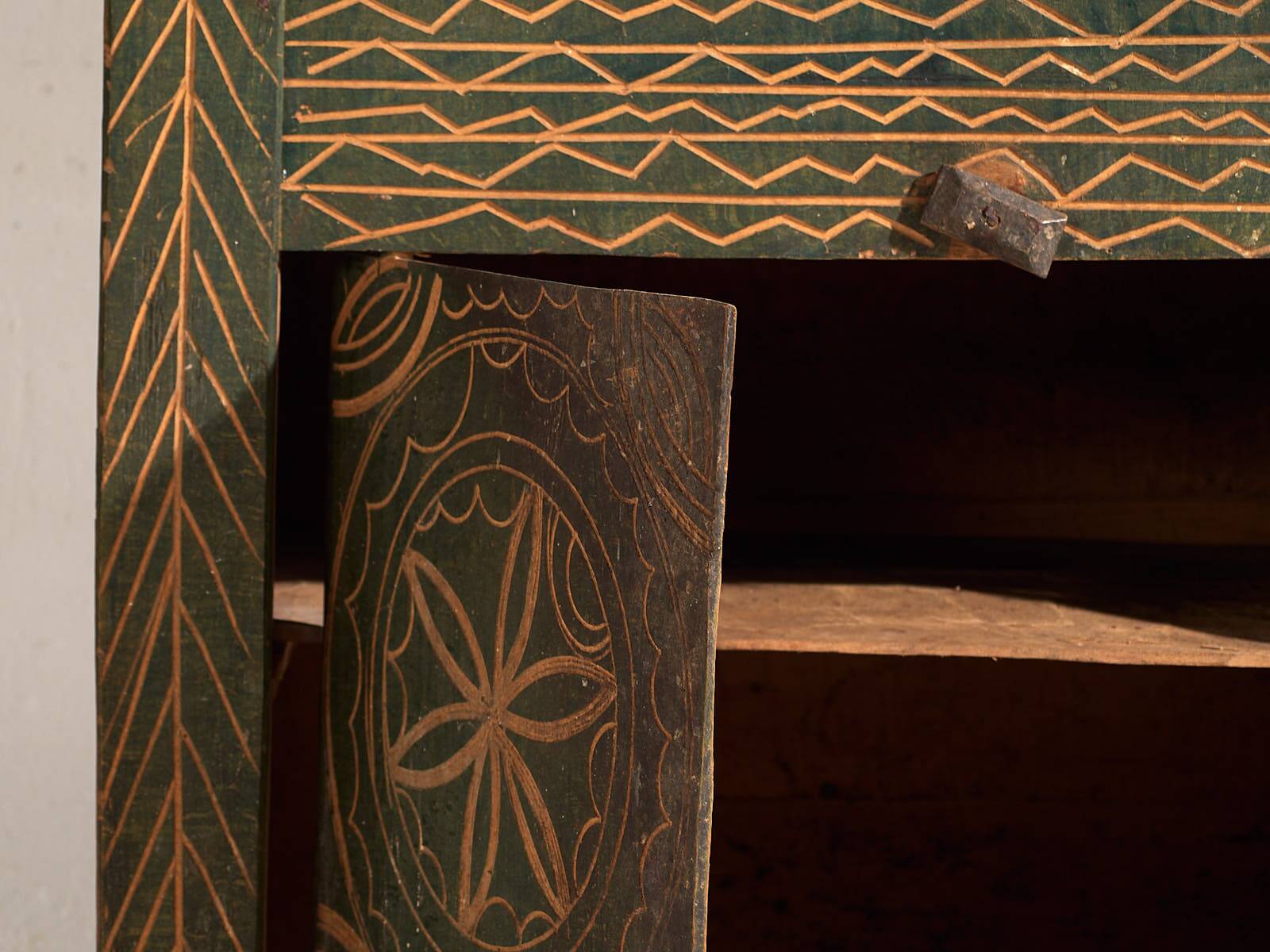 Antique green primitive style chest of drawers (circa 1920) #71