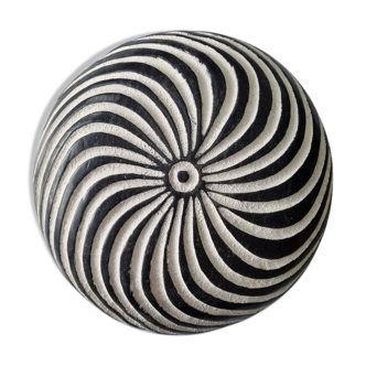 Traditional round shield bamileke