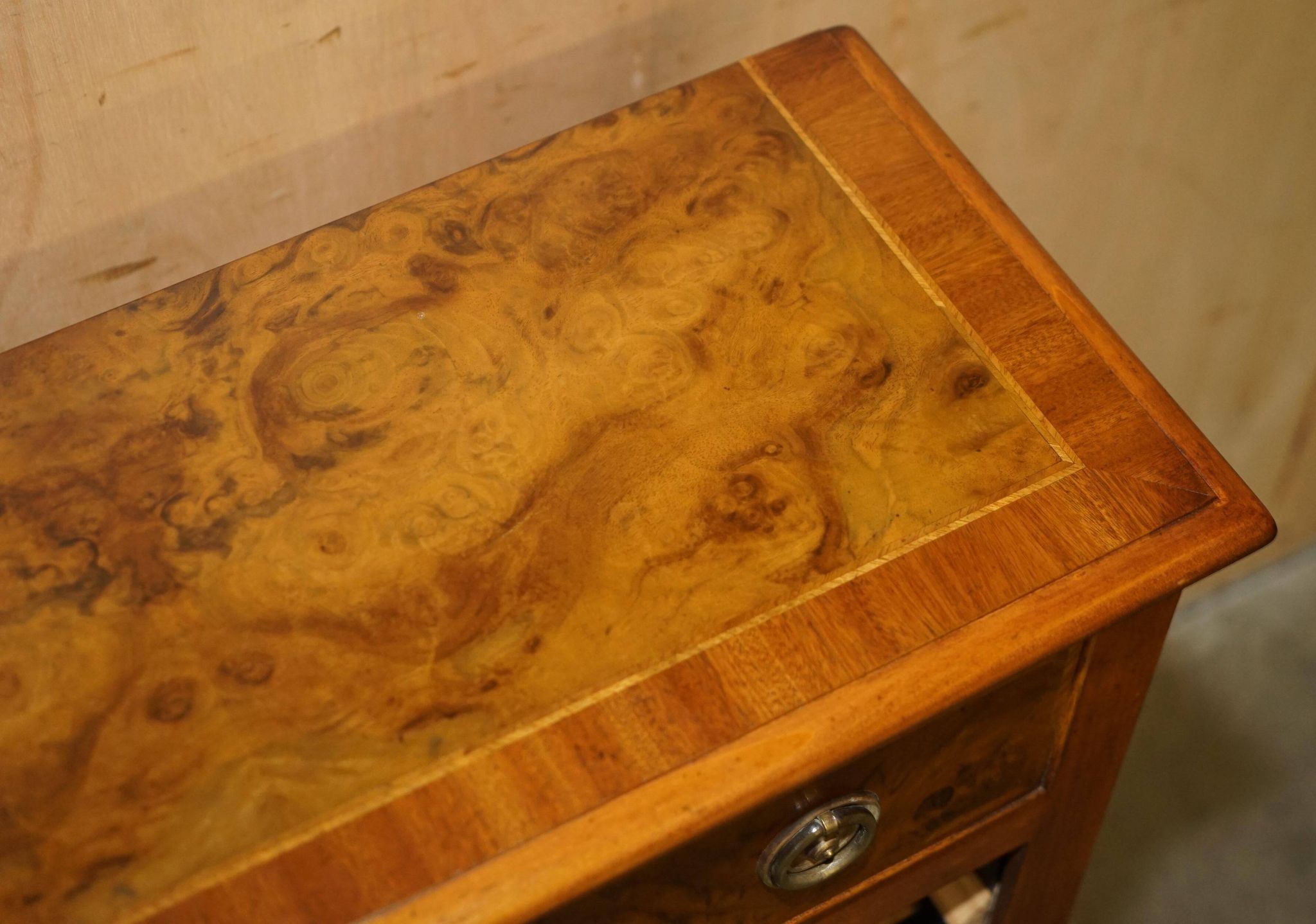 Flamed walnut sideboard for 36 bottles with drawer