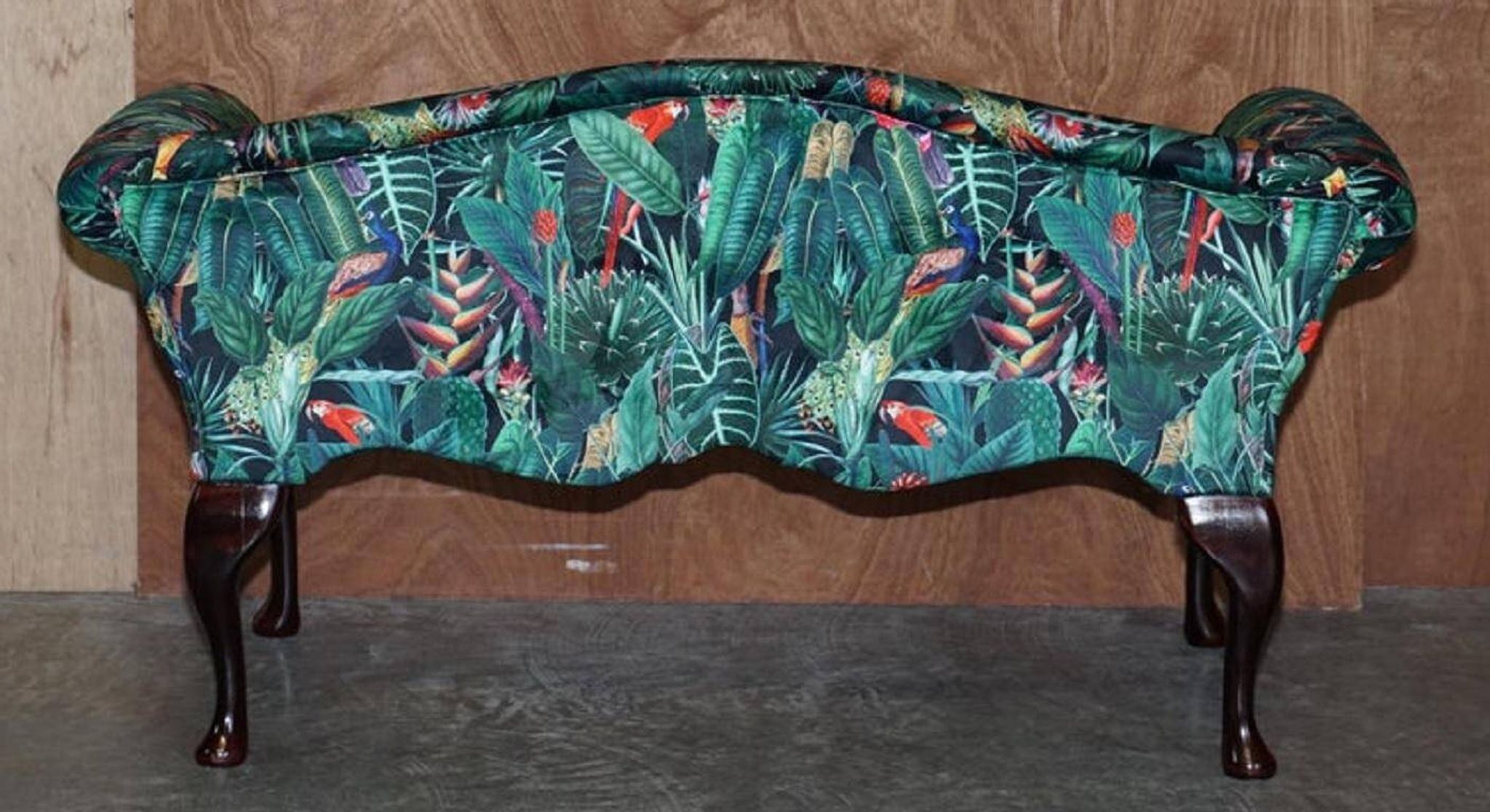 Vintage mini canapé in Birds of Paradise fabric