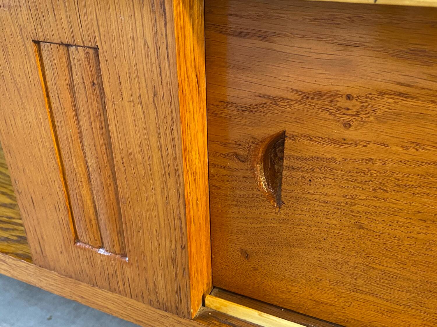 Enfilade vintage en chêne massif ( peu profonde )