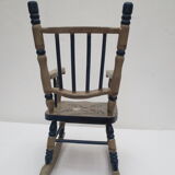 Fauteuil à bascule pour poupées en bois décoré couleur gris / bleu