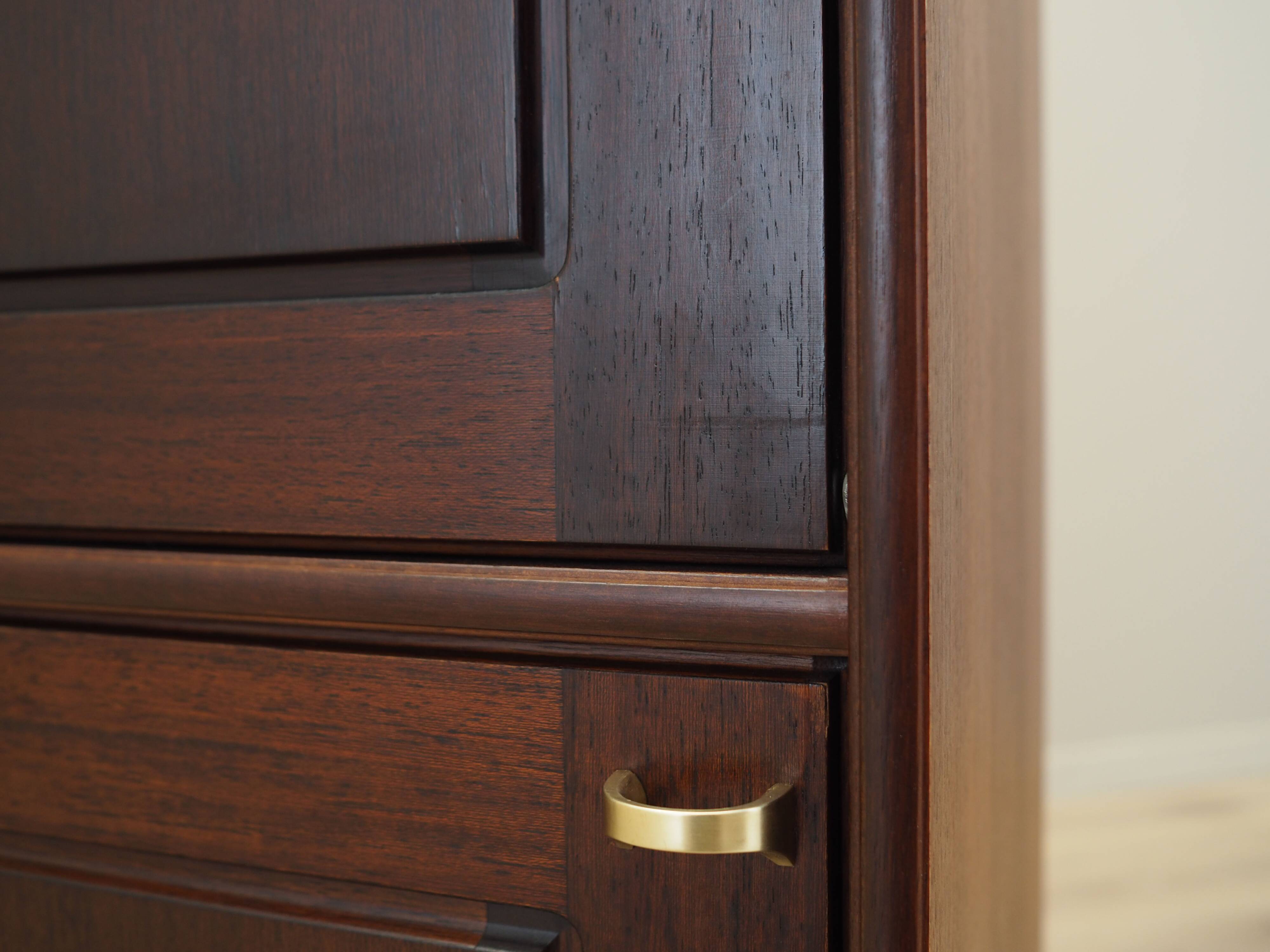 Mahogany showcase, Danish design, 1970s, production: Denmark