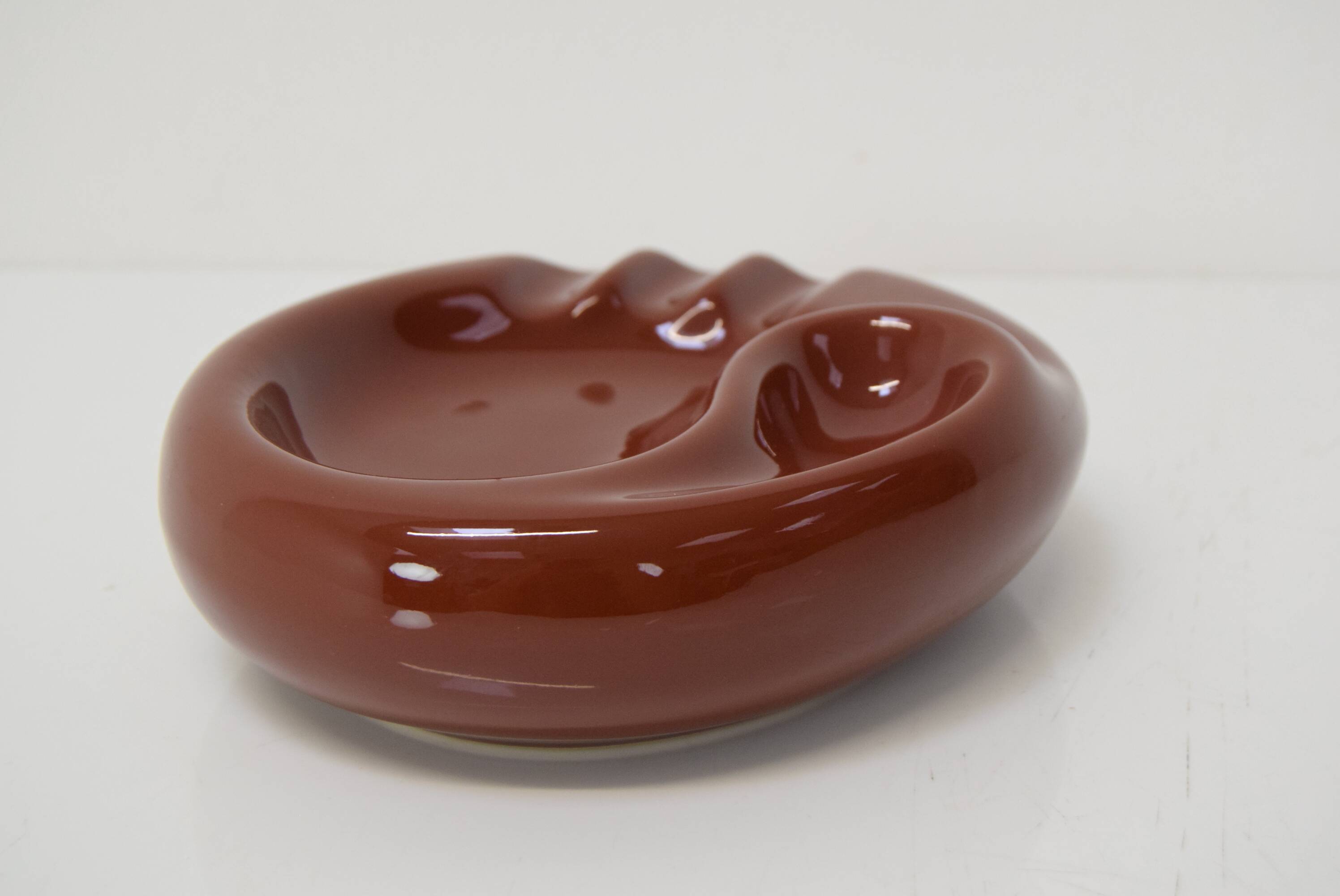 Vintage design Ceramic Ashtray, 1960's.