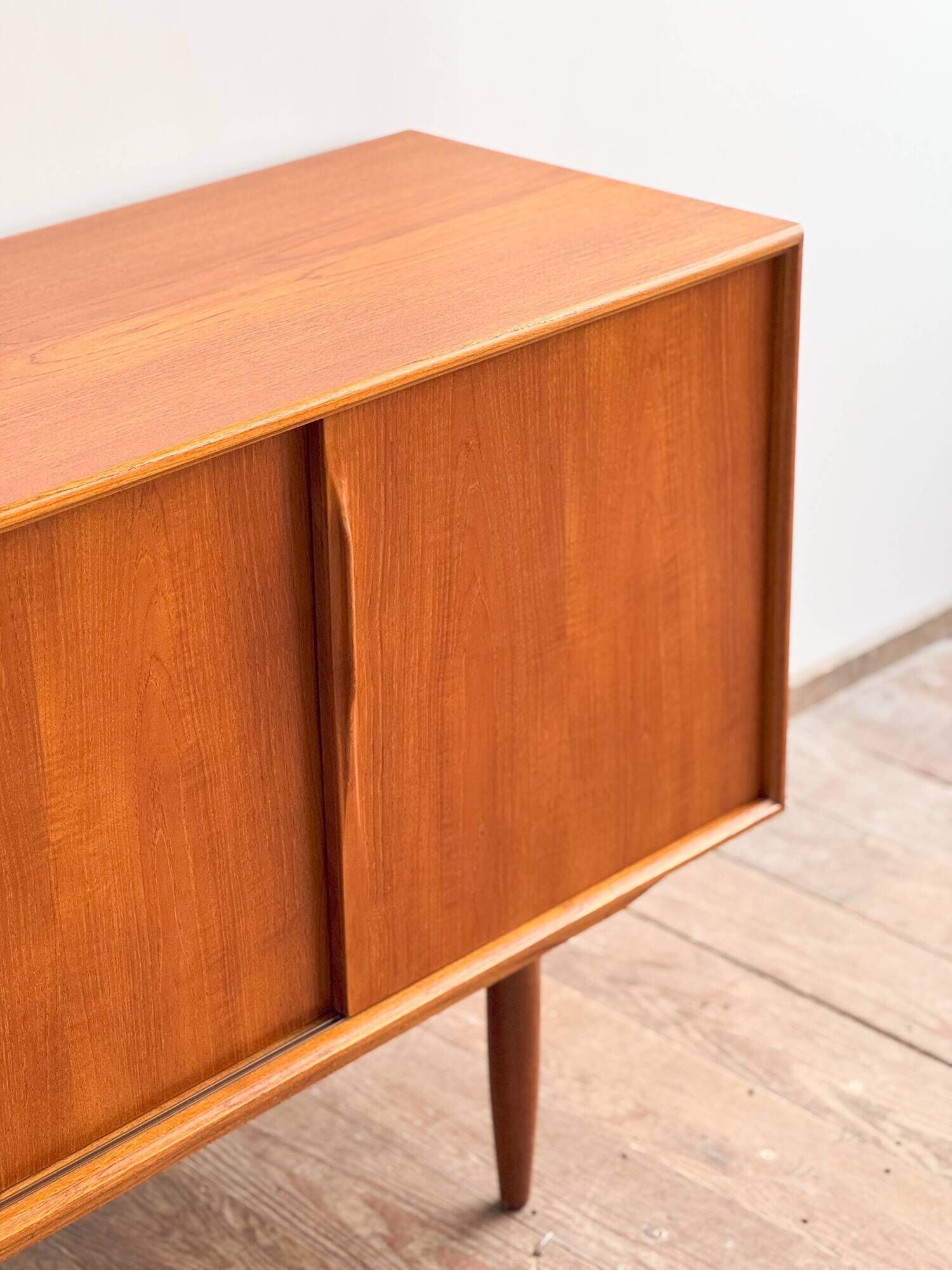 Enfilade danoise vintage en teck par Axel Christensen Odder, années 1960