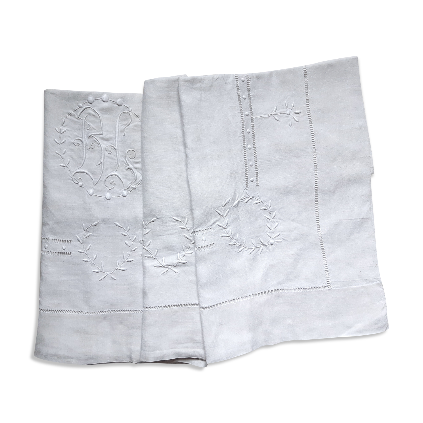 Drap ancien brodé en coton/lin monogrammé BL