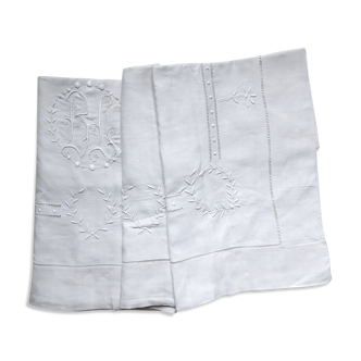 Old sheet very embroidered in cotton / linen monogrammed BL