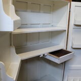 Armoire parisienne blanche