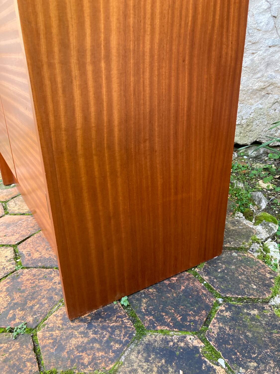 Vintage 1960s display cabinet.