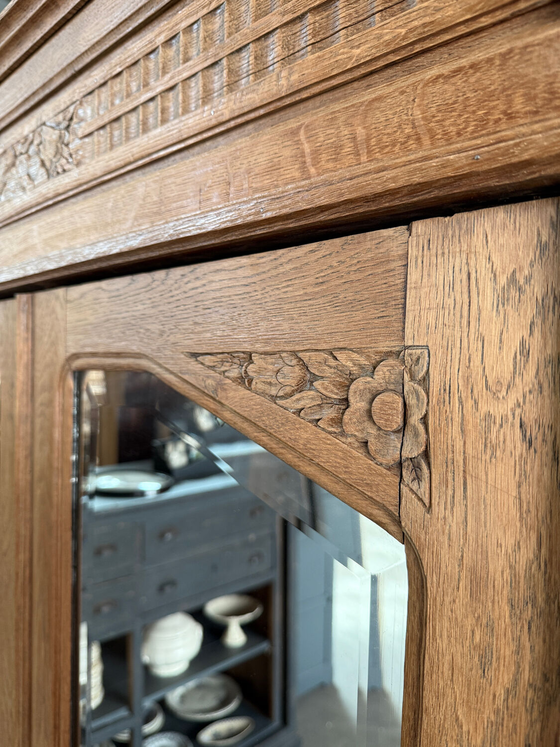 Art Deco oak wardrobe (renovated)