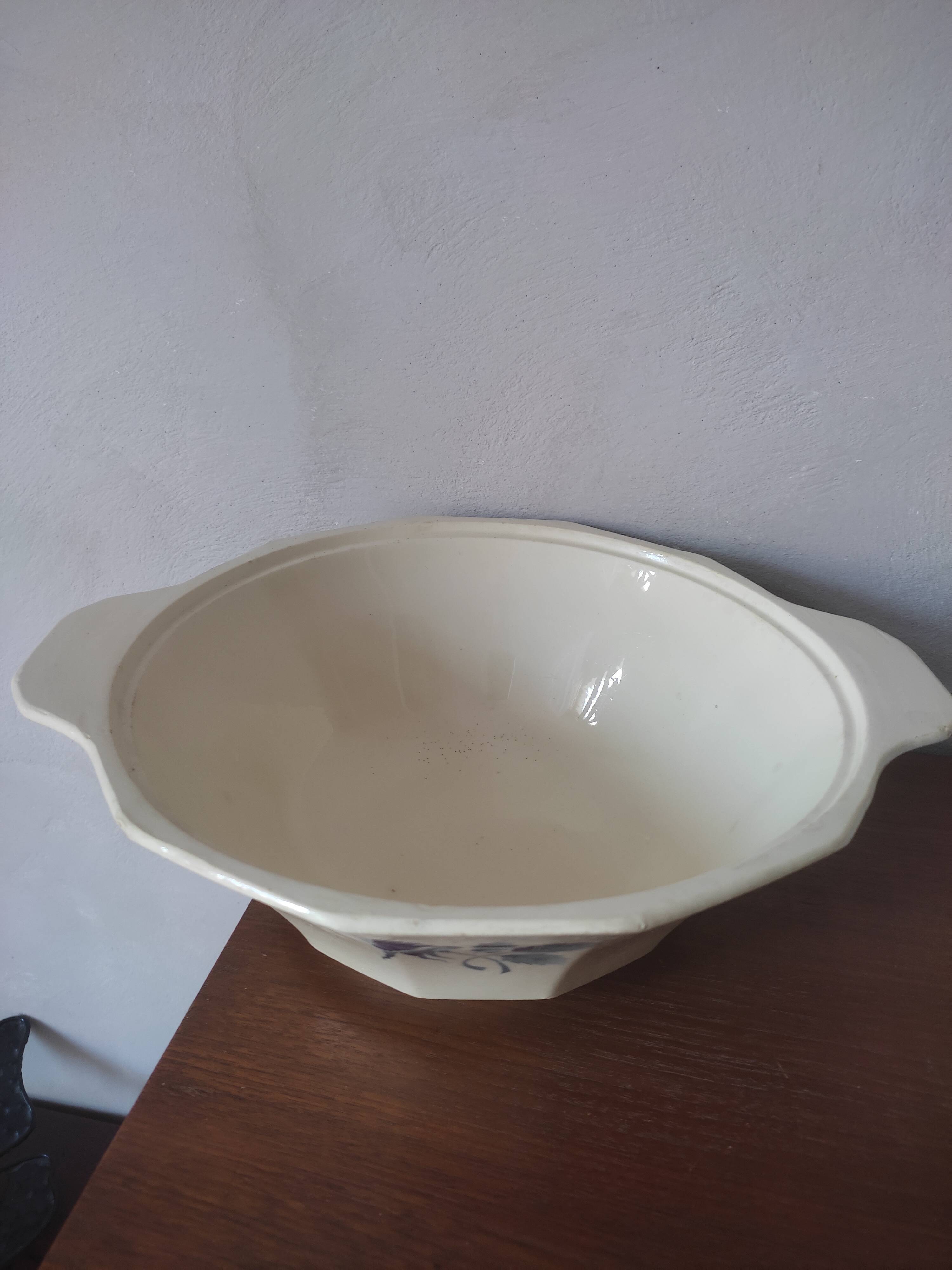 Salad bowl Digoin in faience