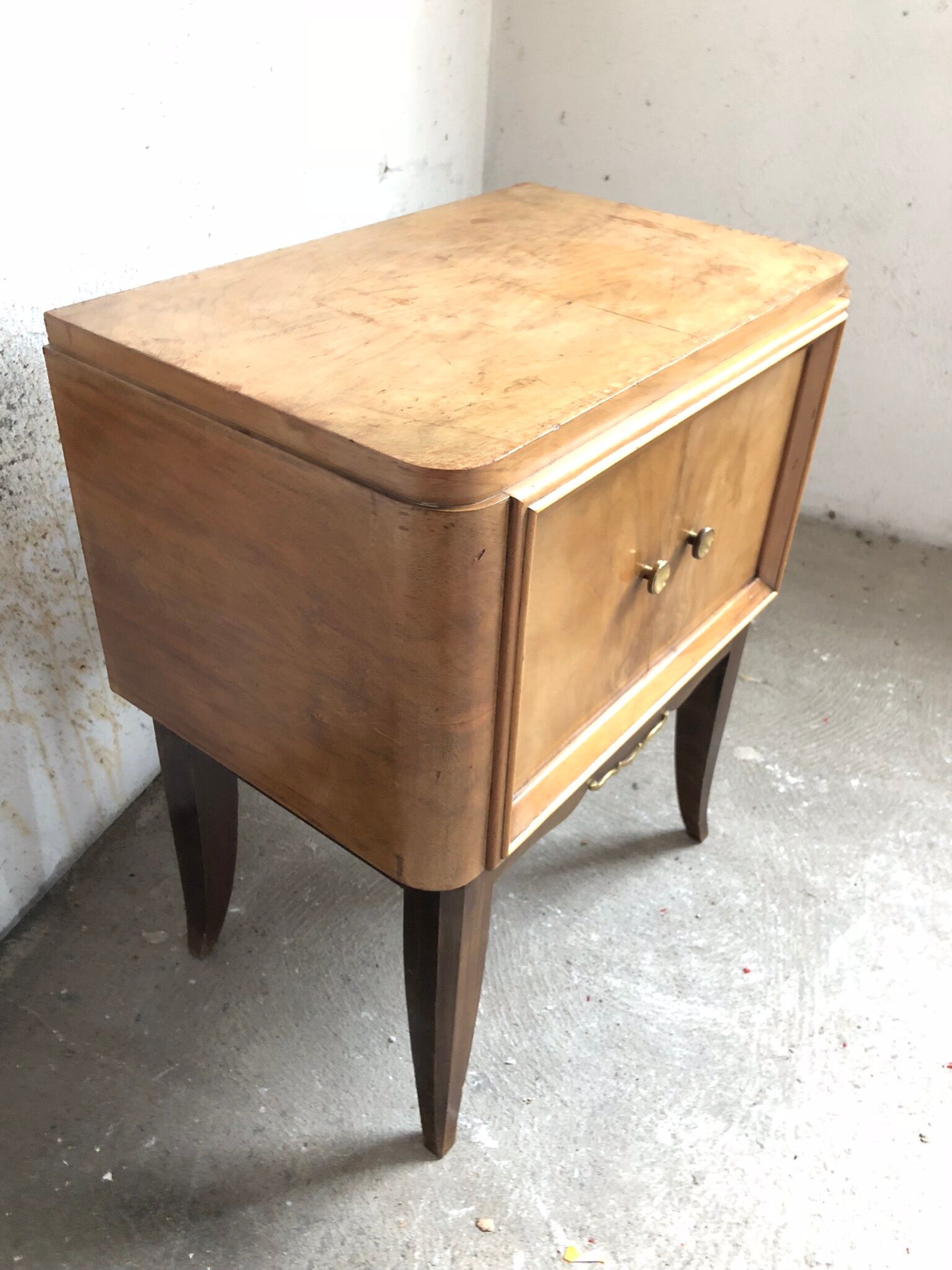 Art deco bedside