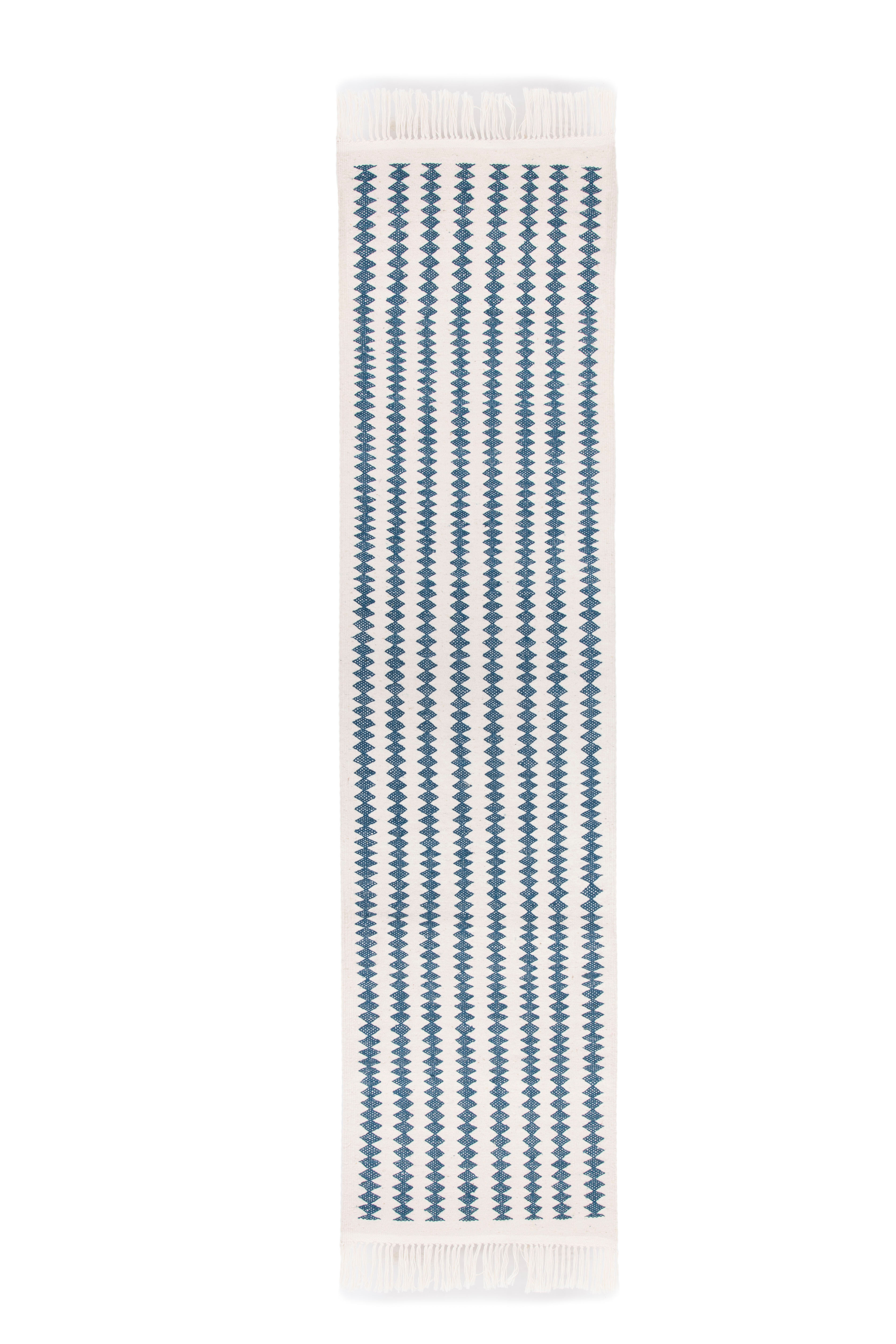 Tapis kilim berbere ecru avec losanges bleus 280 x 70 cm