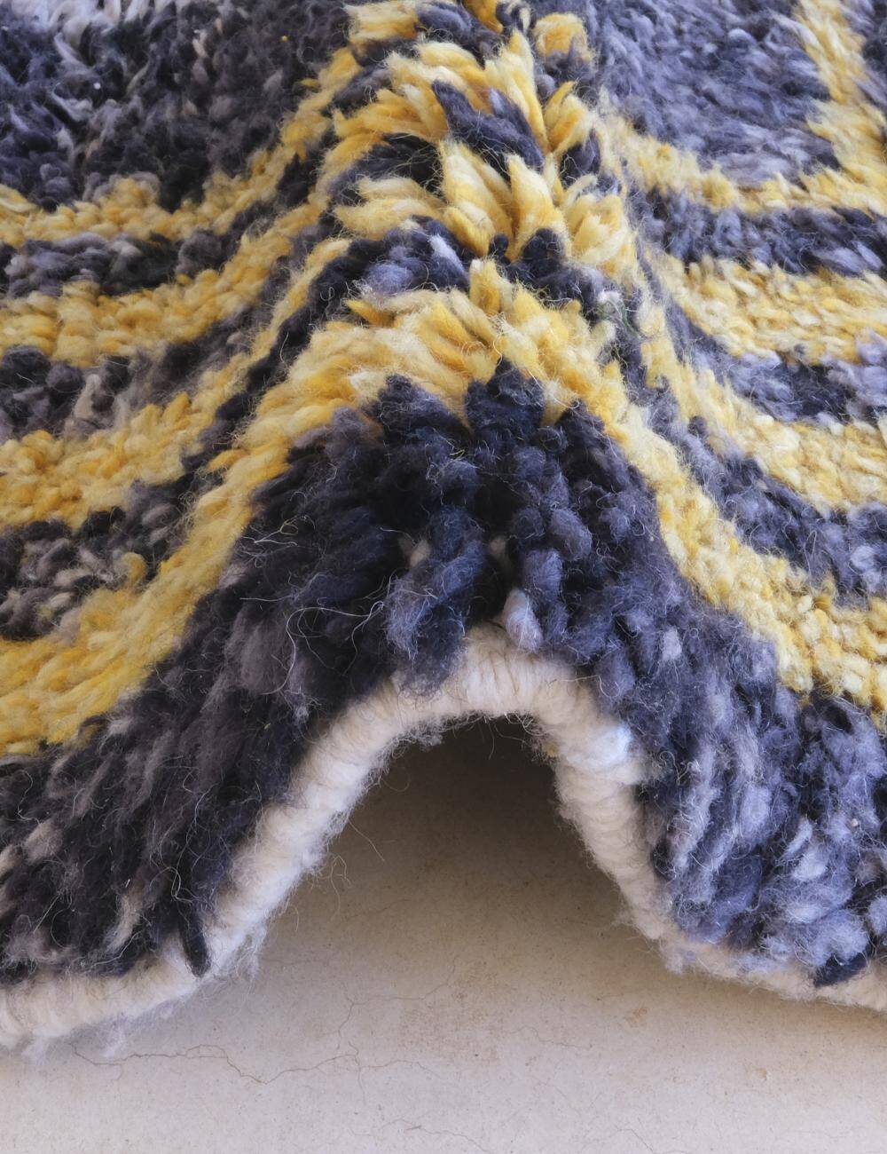 Modern Berber Rug - 311 x 220 cm