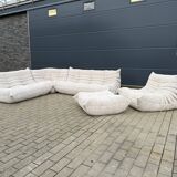 Ligne Roset Togo 3 places, 2 places et d'angle en velours côtelé beige