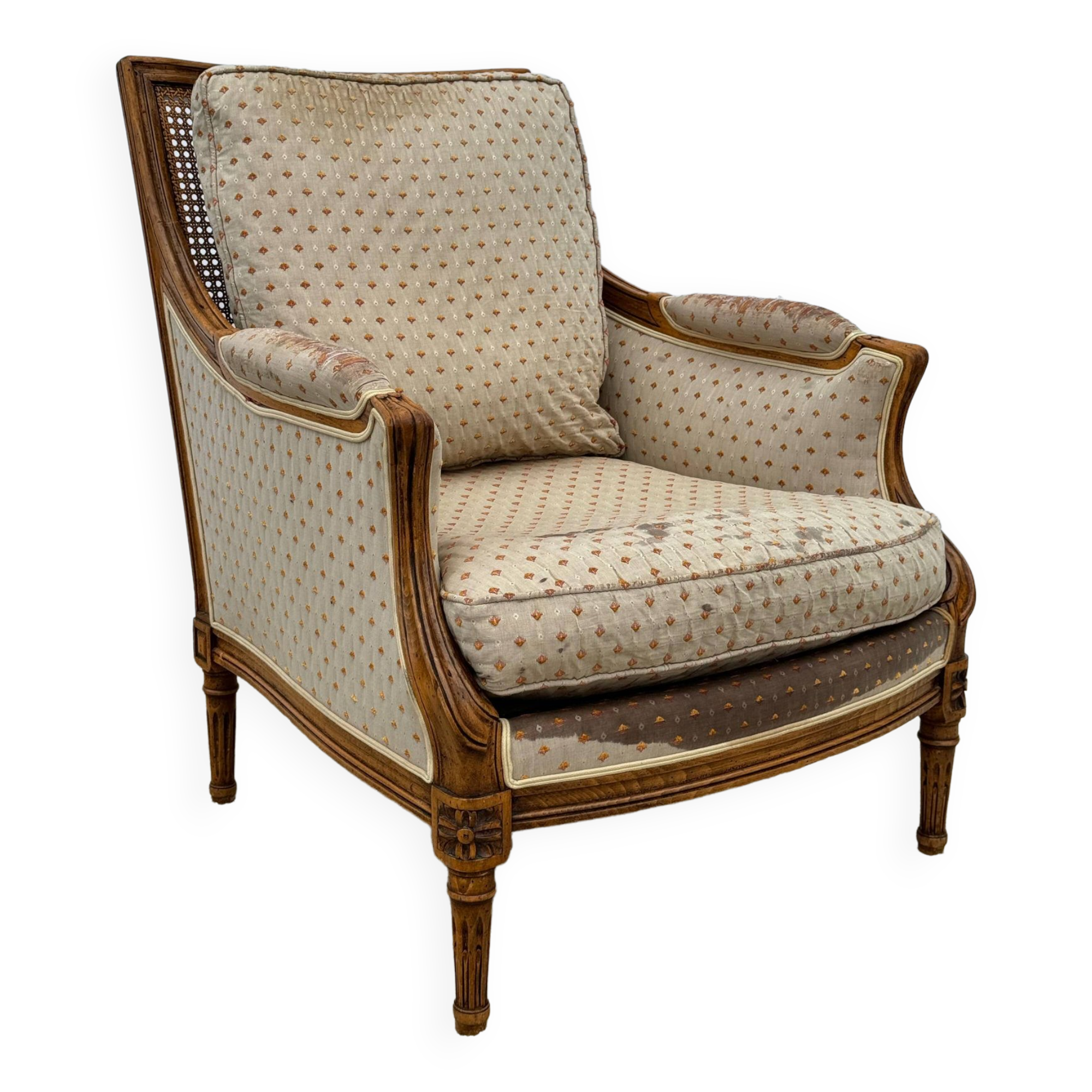 Fauteuil bergère à dossier canné