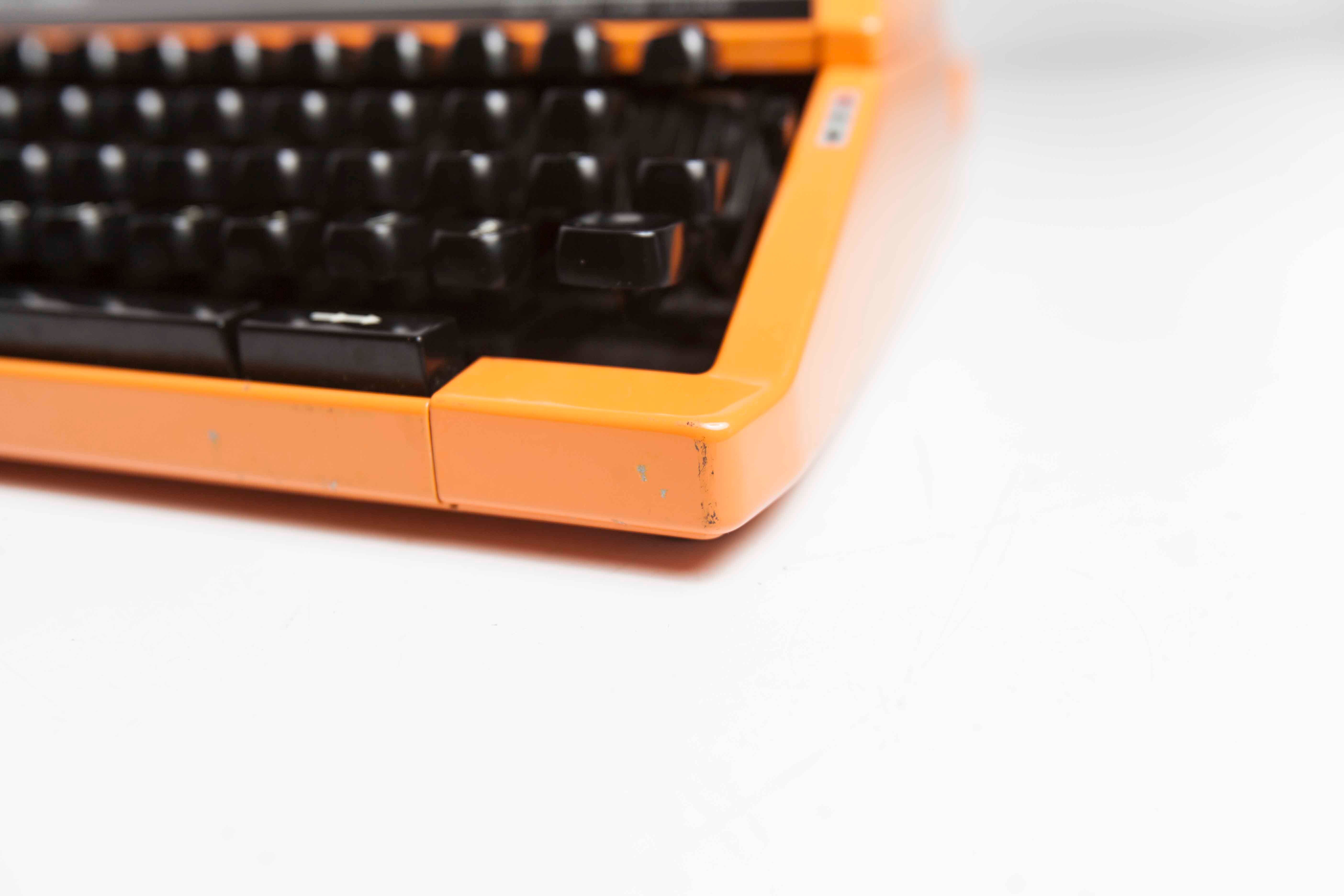 Silver Reed Sr 180 revised Luxury Typewriter and New Ribbon