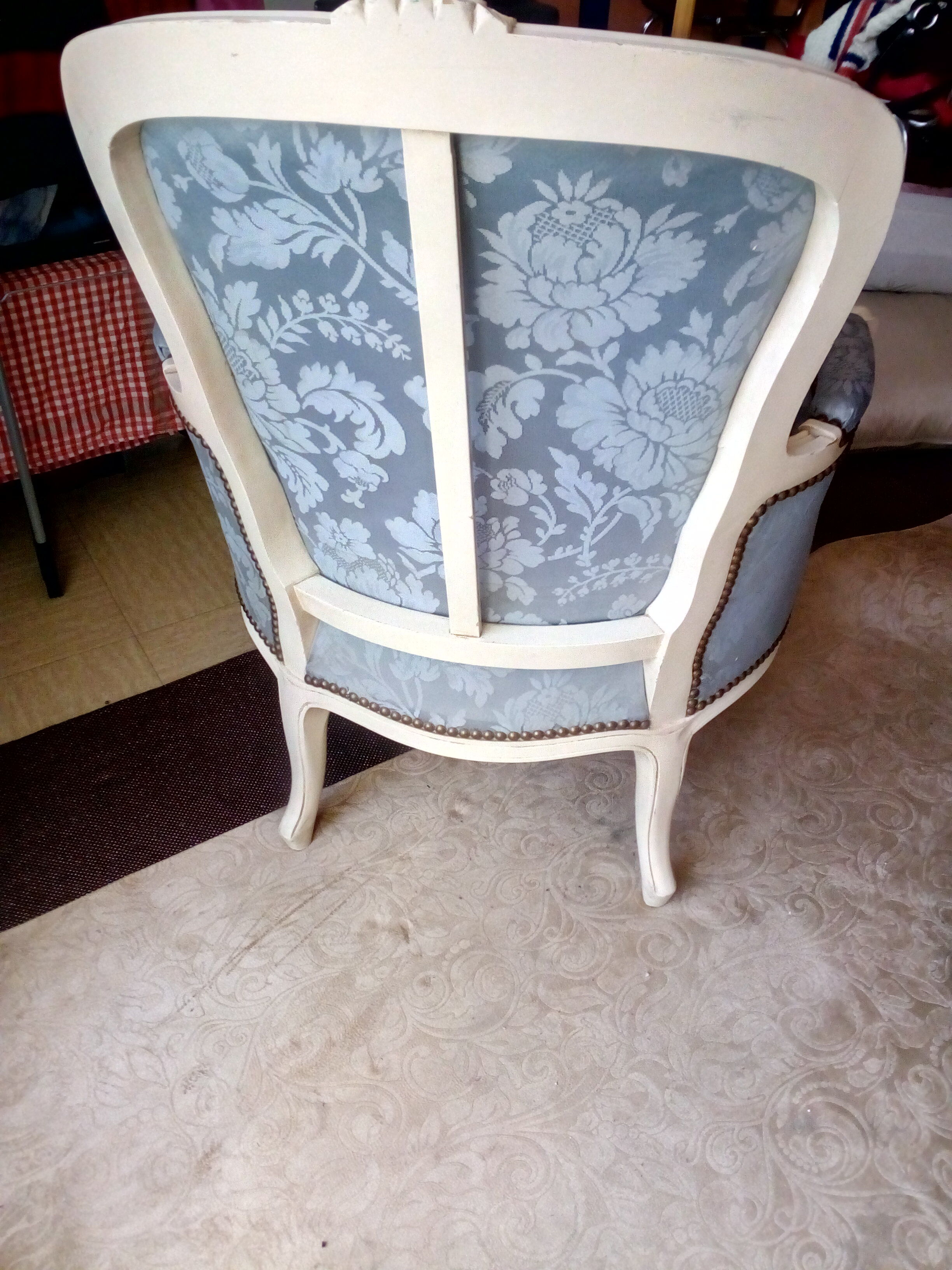 Shepherdess armchair