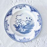 Assiettes XIXe siècle Gien terre de fer collection aux oiseaux japonisant