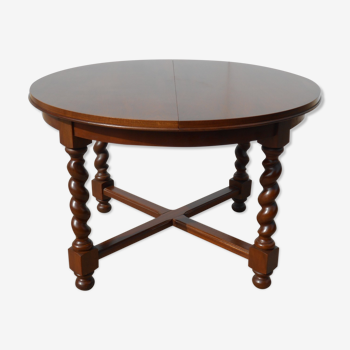 Table ronde style Louis XIII, rallonges intégrées