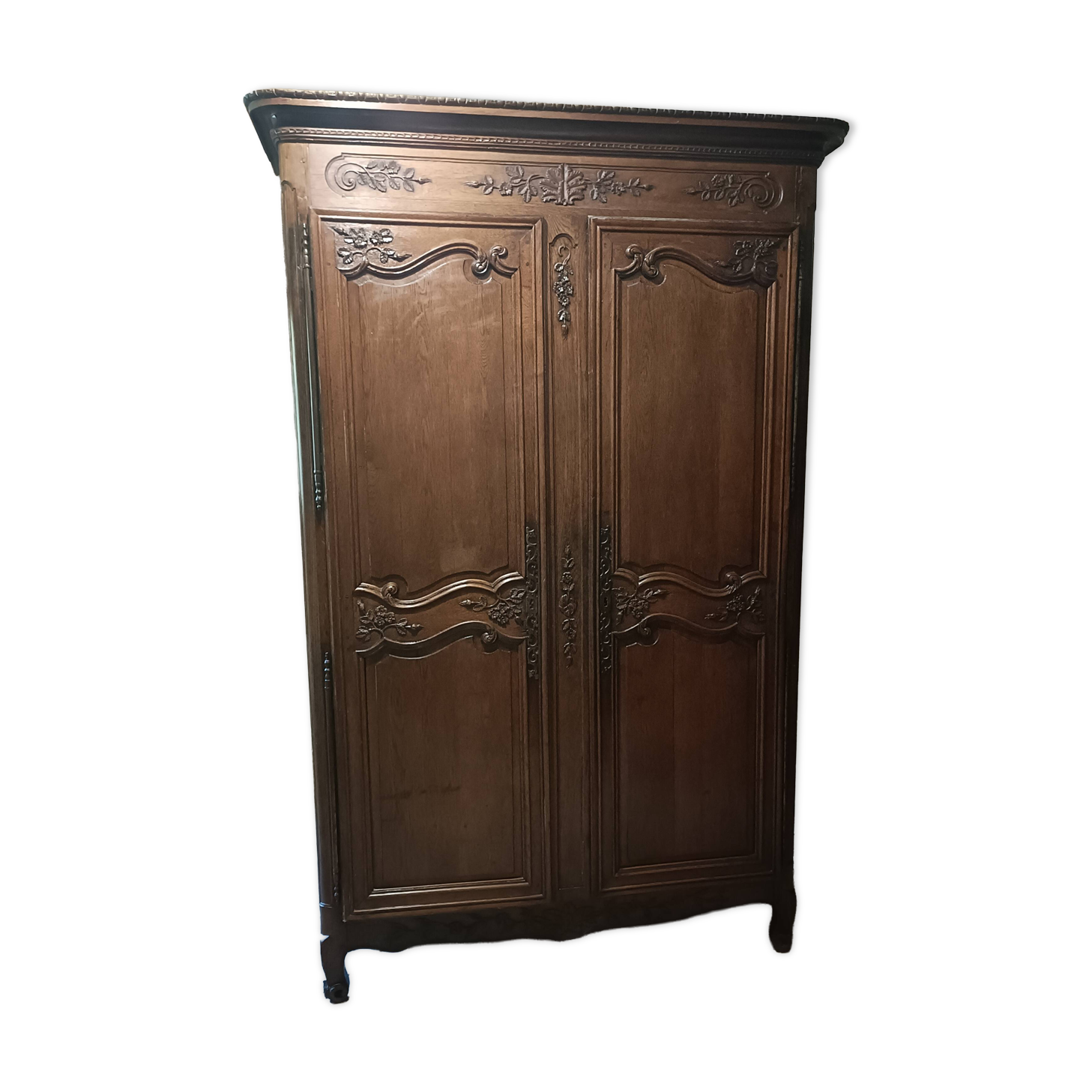 NORMANDY OAK SOLID ARMOIRE