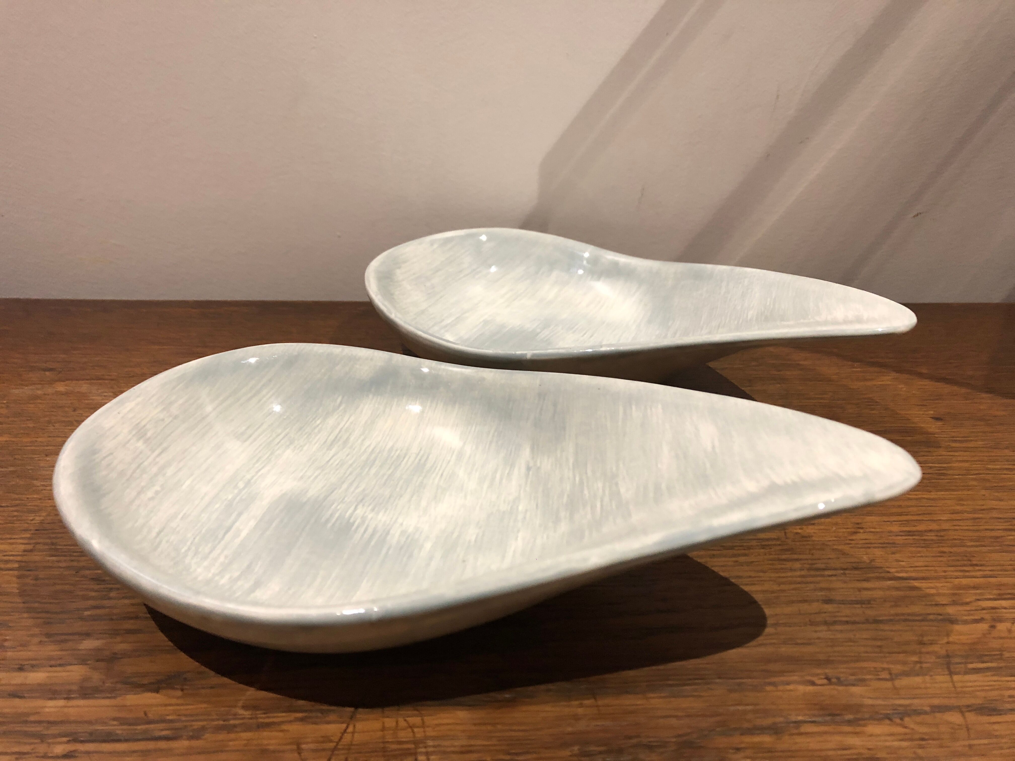 Two cups of the 1950s