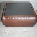 Ensemble fauteuil et table basse cuir, Italie, circa 1970. space age