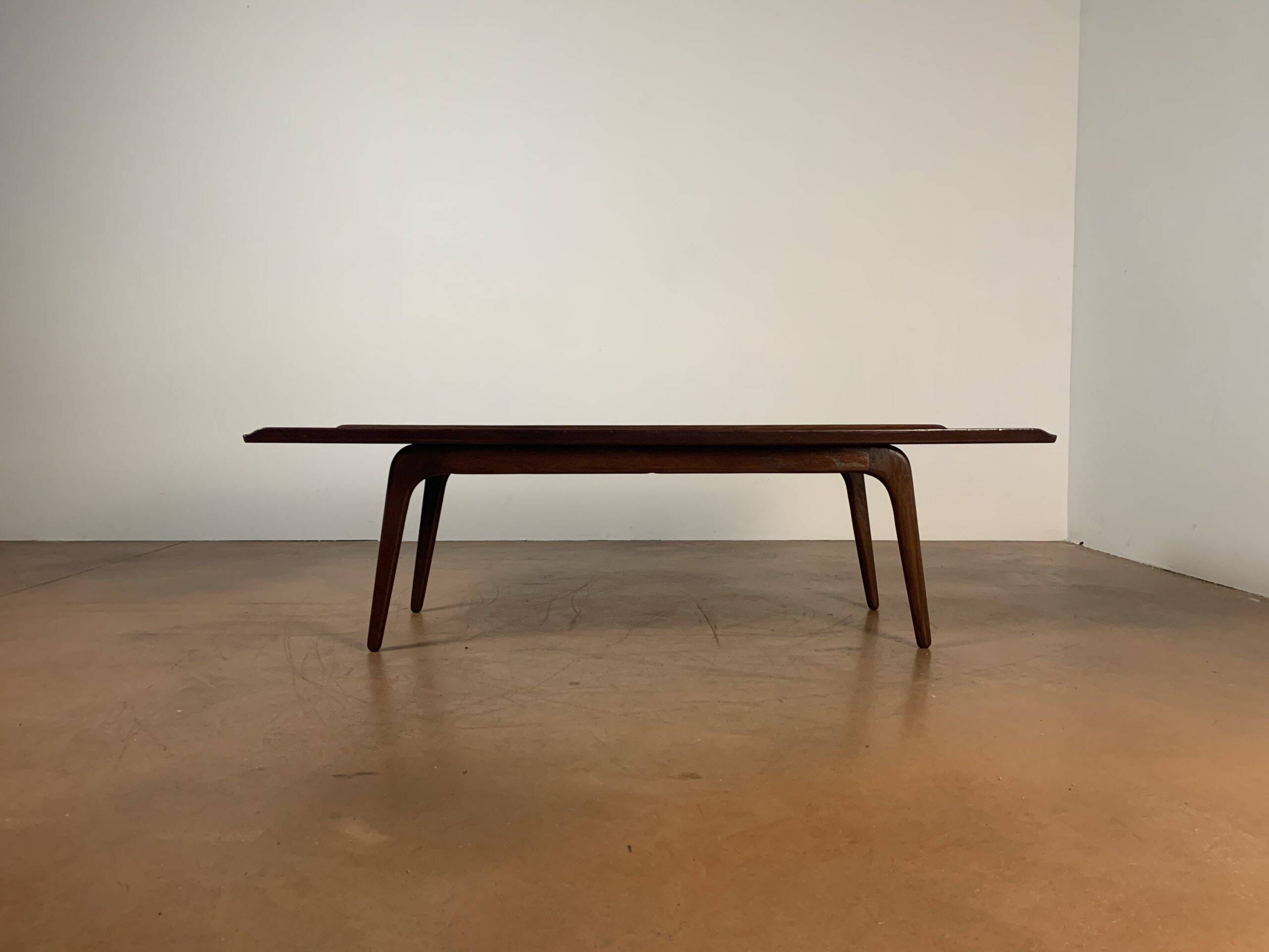 Aksel Bender Madsen coffee table