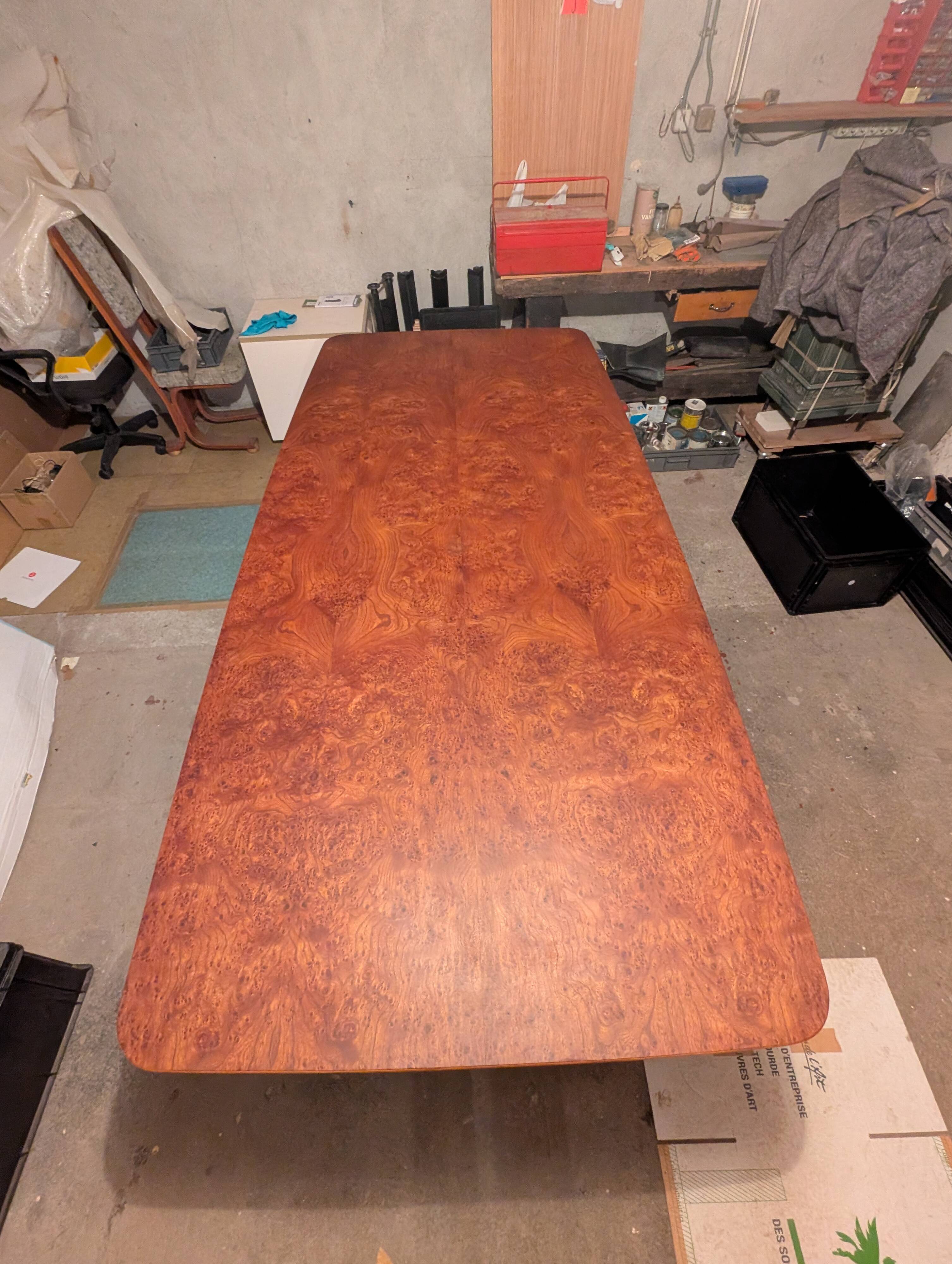 Office C. De Moyen Elm Loupe