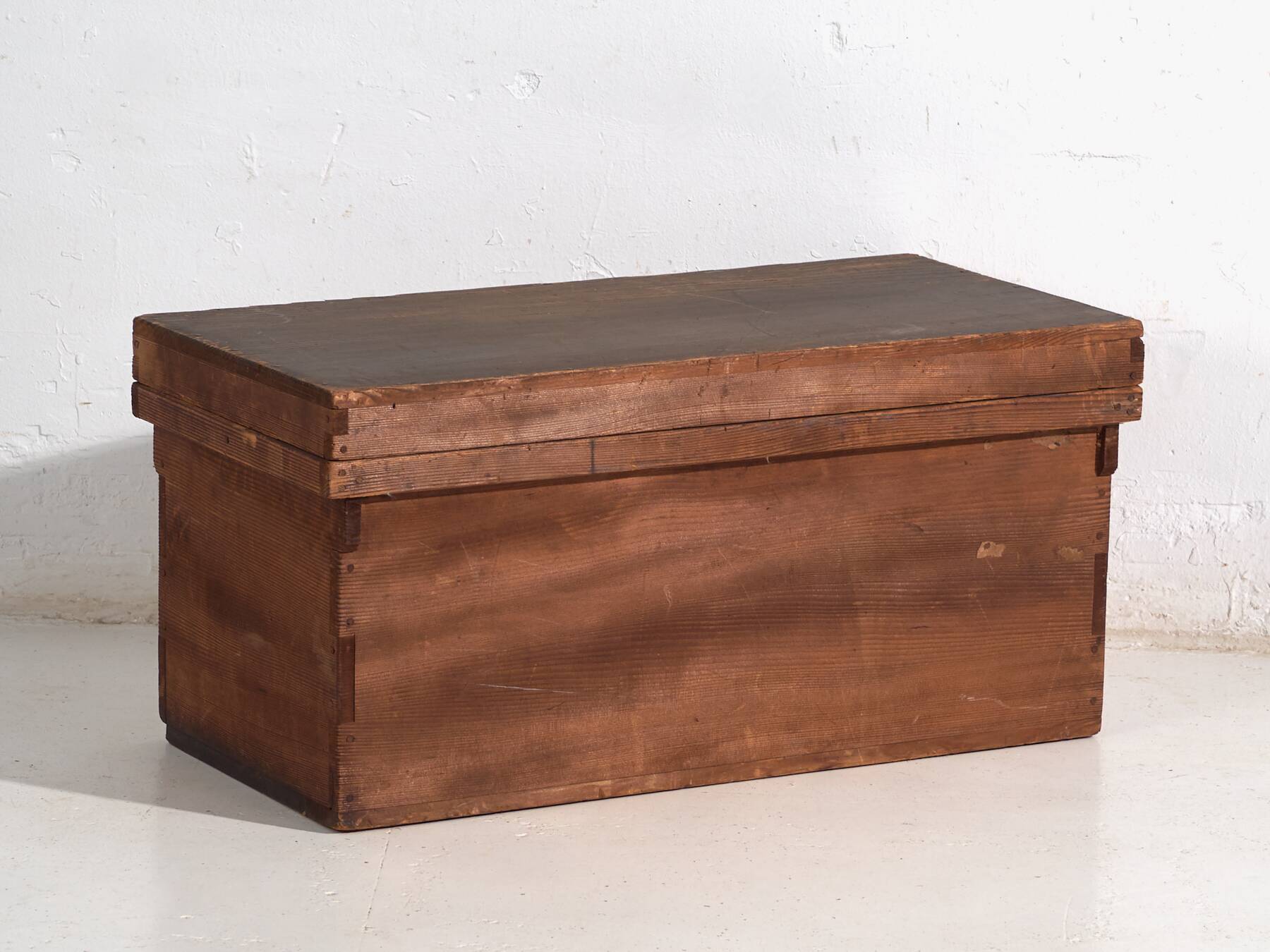 Coffre de rangement japonais ancien en cèdre sugi - période Meiji–Taishō (c.1890–1920)