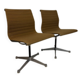 Chaises Herman Miller Aluminium Group – Charles & Ray Eames – lot de 2