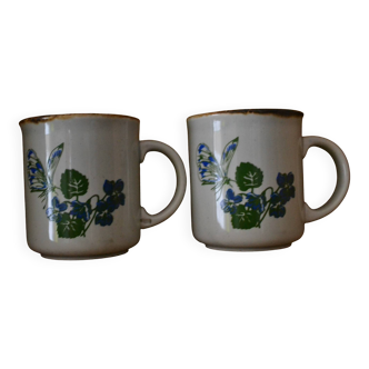 Set of 2 English mugs