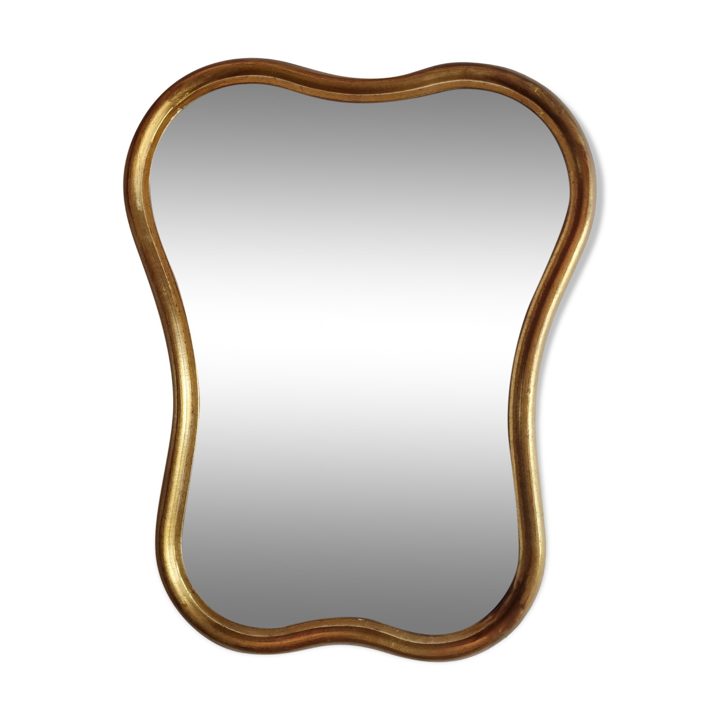 Vintage baroque style mirror, with curved frame in stucco and gilded wood 57 cm