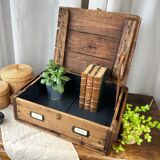 Raw wooden box “The weasel & the hedgehog”