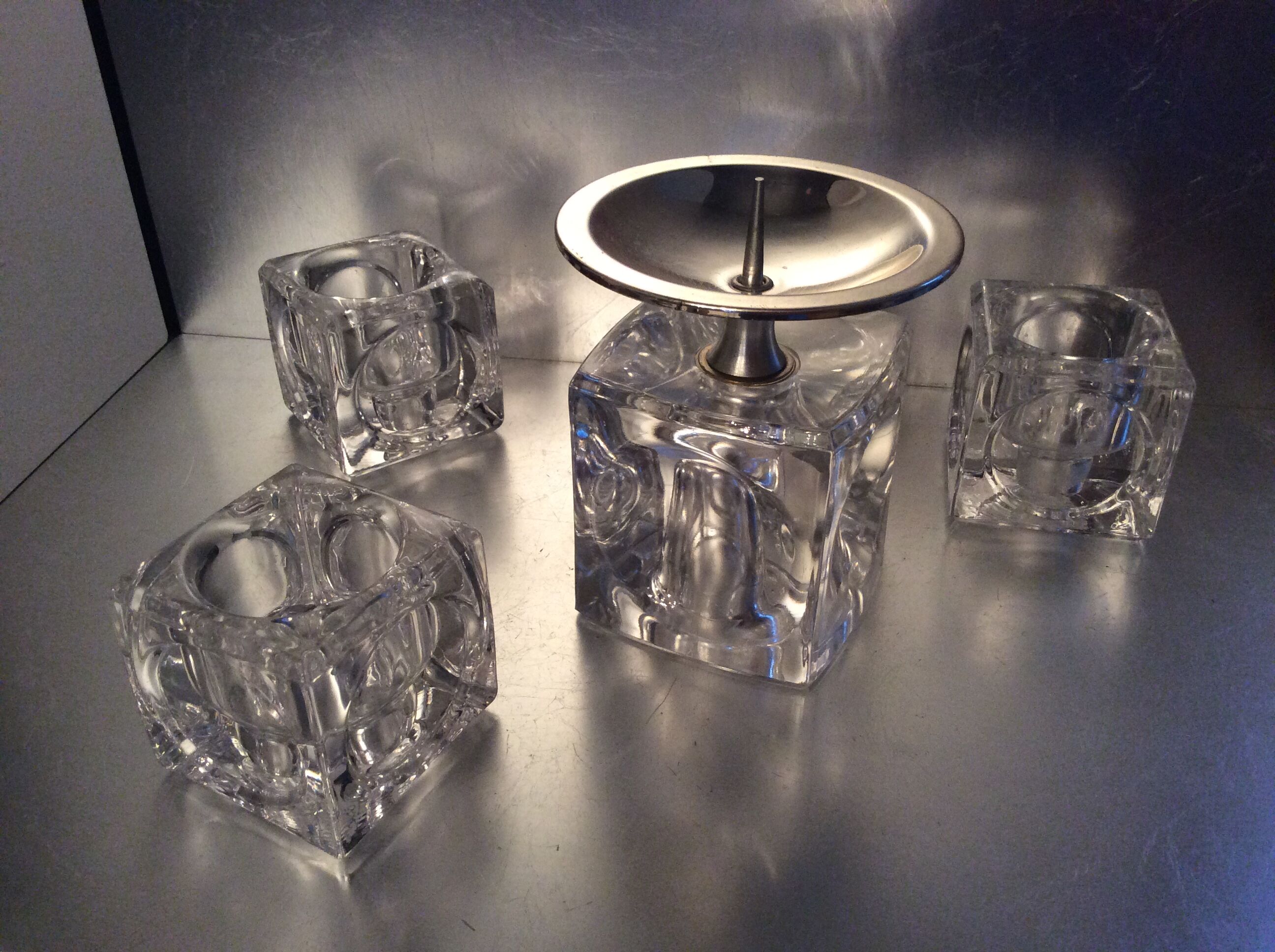 Set 4 vintage candlesticks  moulded glass cubes 70