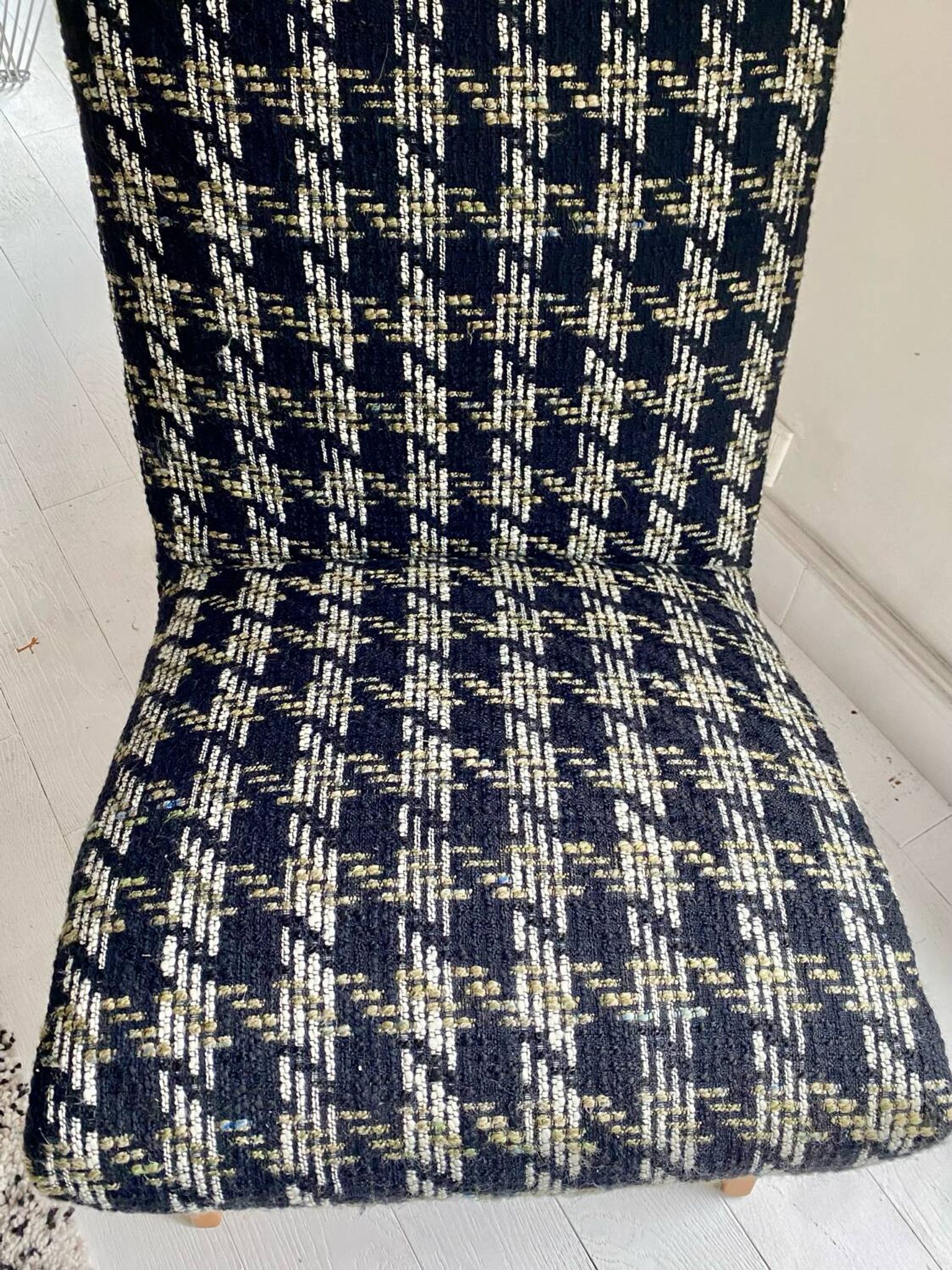 Pair of Knoll 'Vostra' armchairs