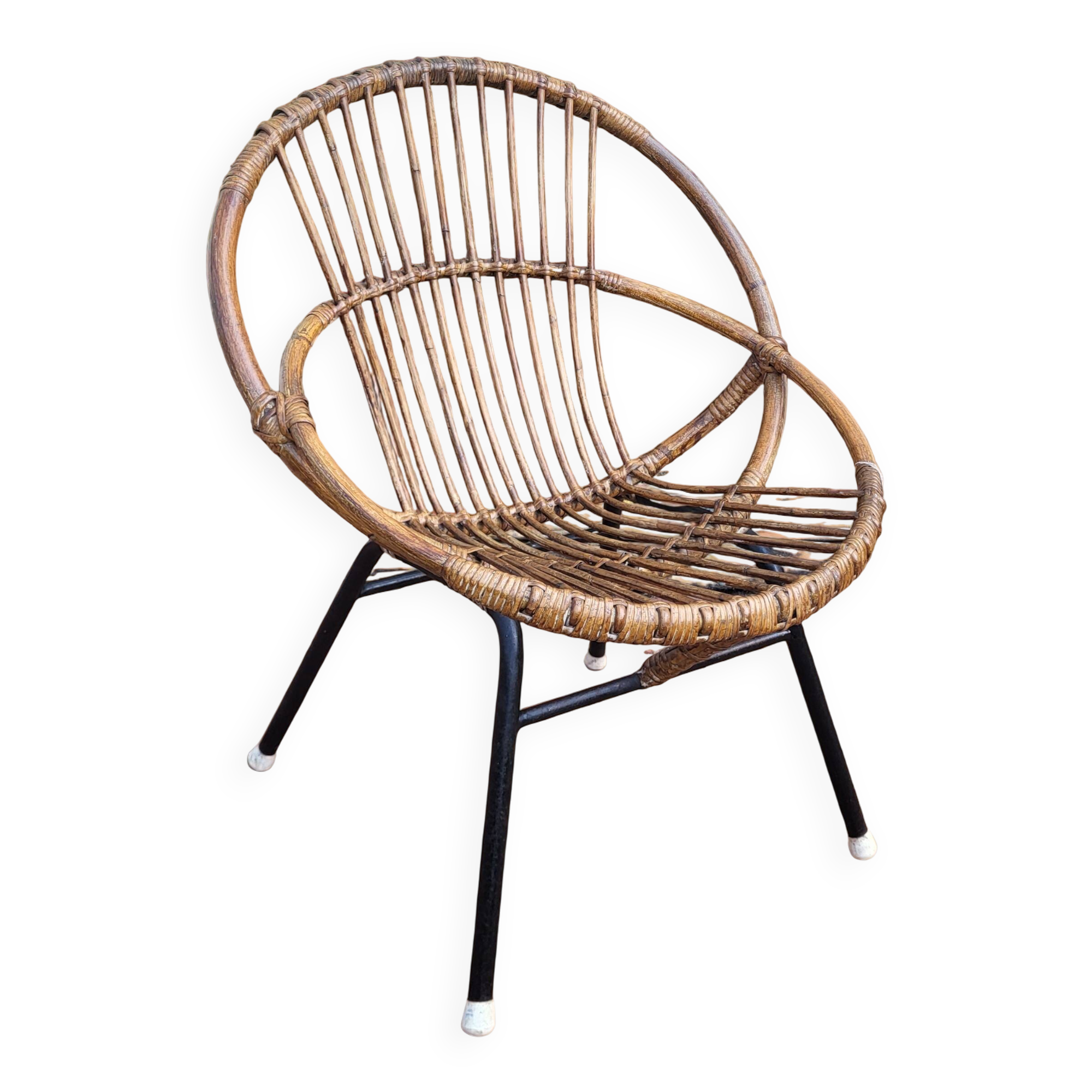 Rattan shell chair