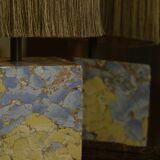 Base stuck blue beige marble-plaster, fringed lampshade Houles, 21st century.