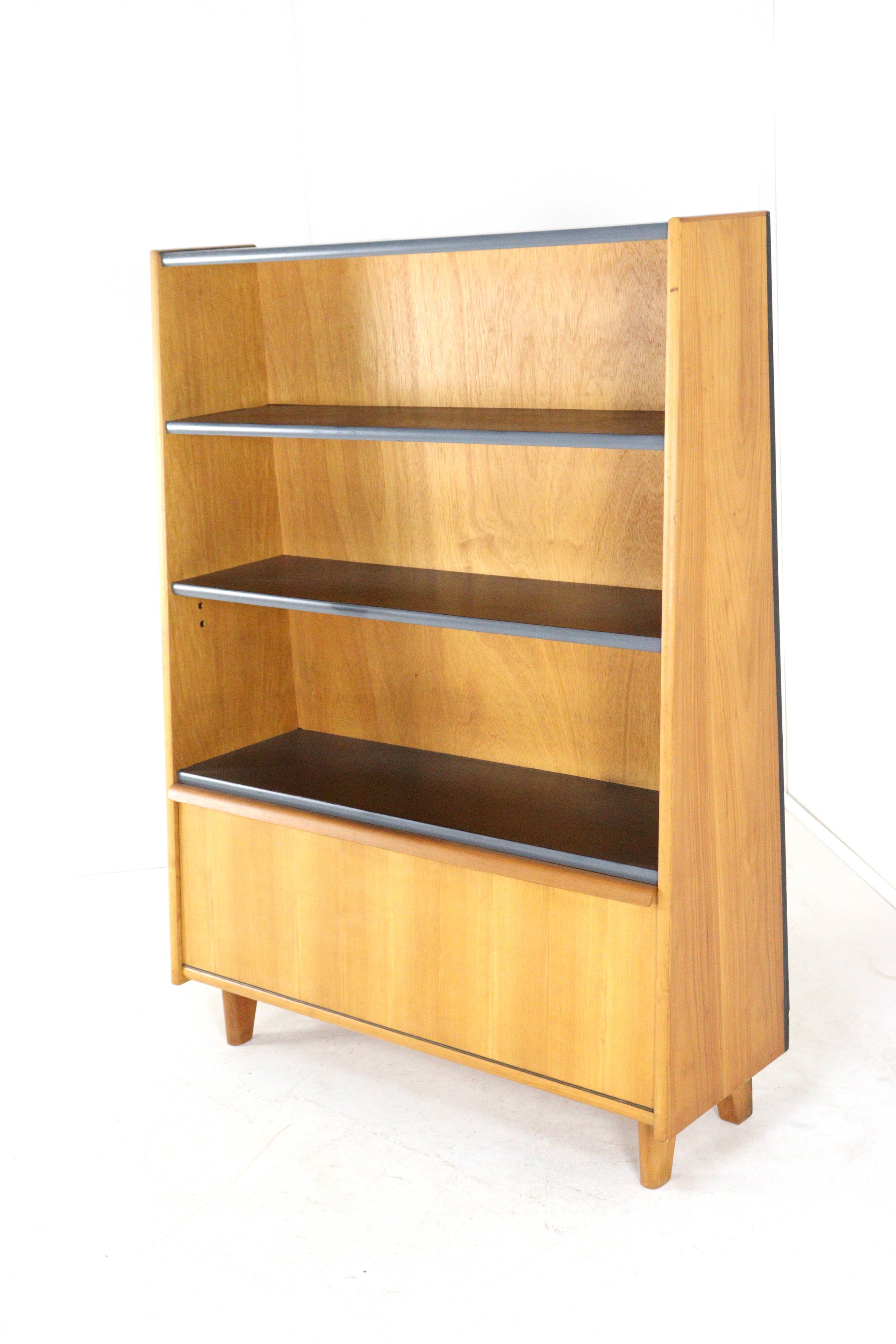 Bibliothèque dans le style de Pastoe Cees Braakman - rénovée