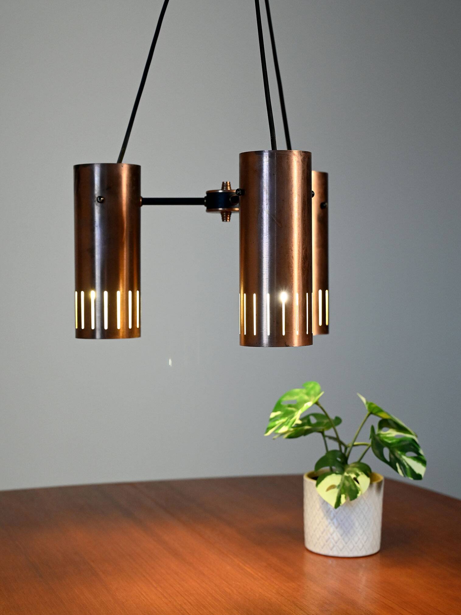 Scandinavian pendant lamp in copper
