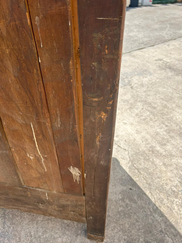 Buffet ancien Louis XV en bois massif