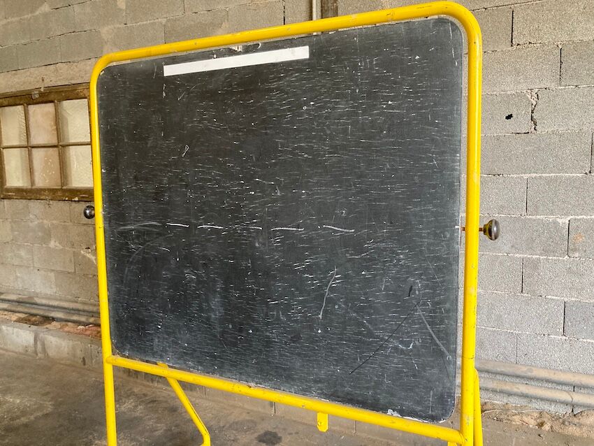 Tableau école pivotant jaune années 70/80