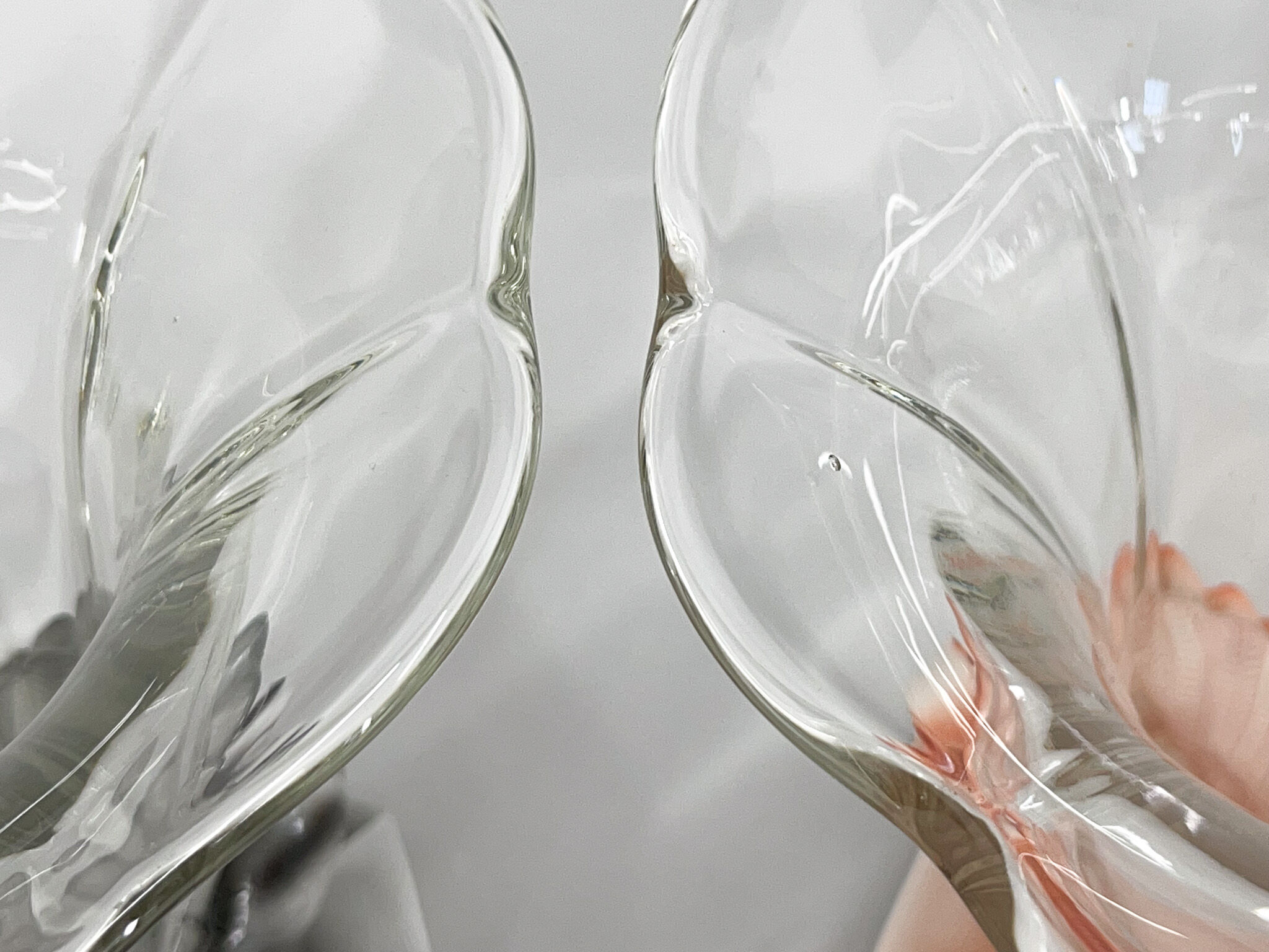 Set of Two Art Deco Dove Birds Glass Vases by Josef Feigl for Libochovice Glassworks, 1930s