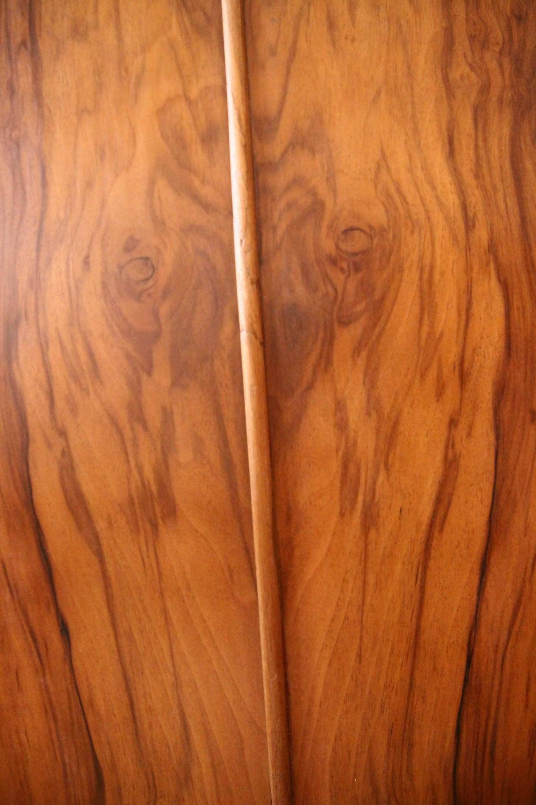 Armoire anglaise Art Déco