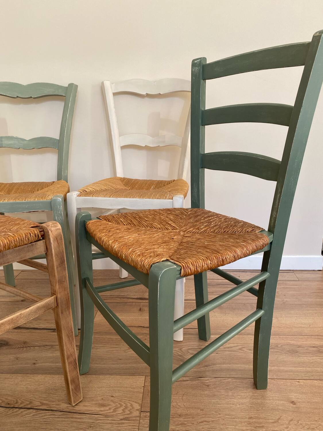 Set of 4 chairs