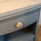 Table de chevet bleue vintage enfant