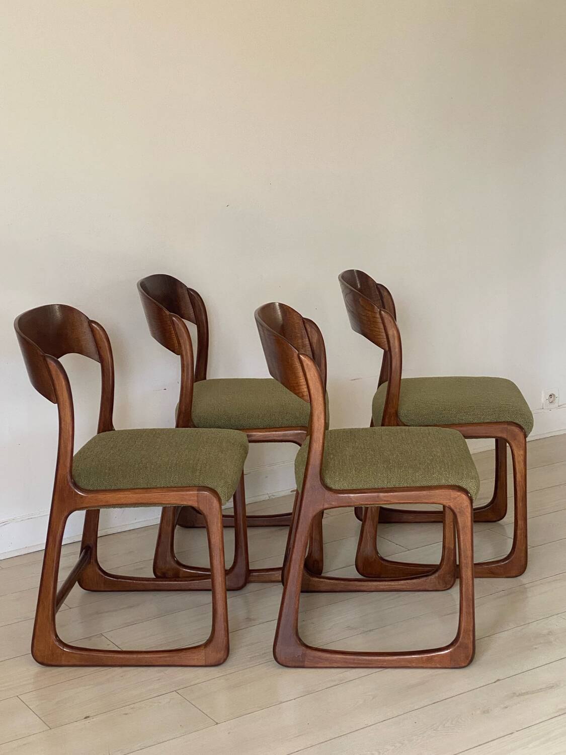 4 Baumann sleigh chairs