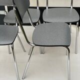 Round formica table with 4 formica chairs