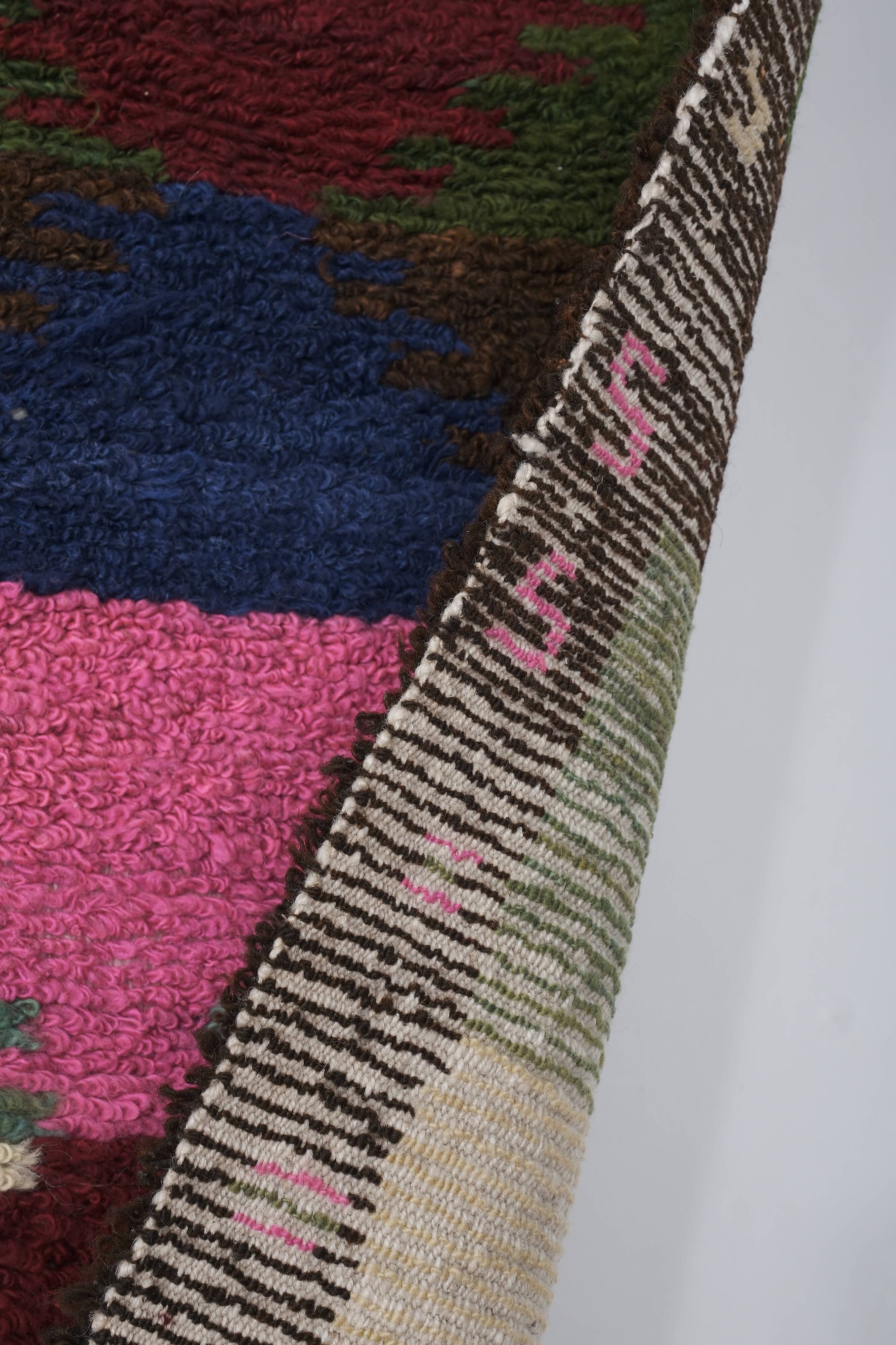 Vintage Turkish Oushak Rug Handwoven 115x145 cm